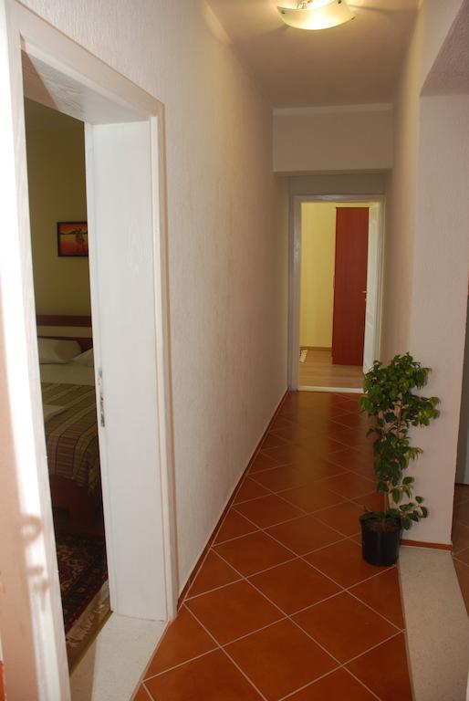 Apartments Ismy Улцин Стая снимка