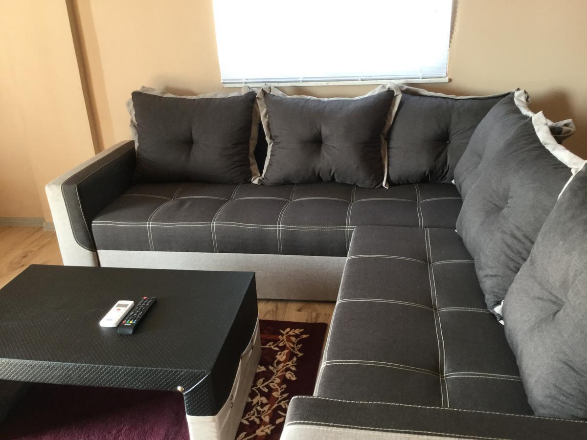 Apartments Ismy Улцин Екстериор снимка