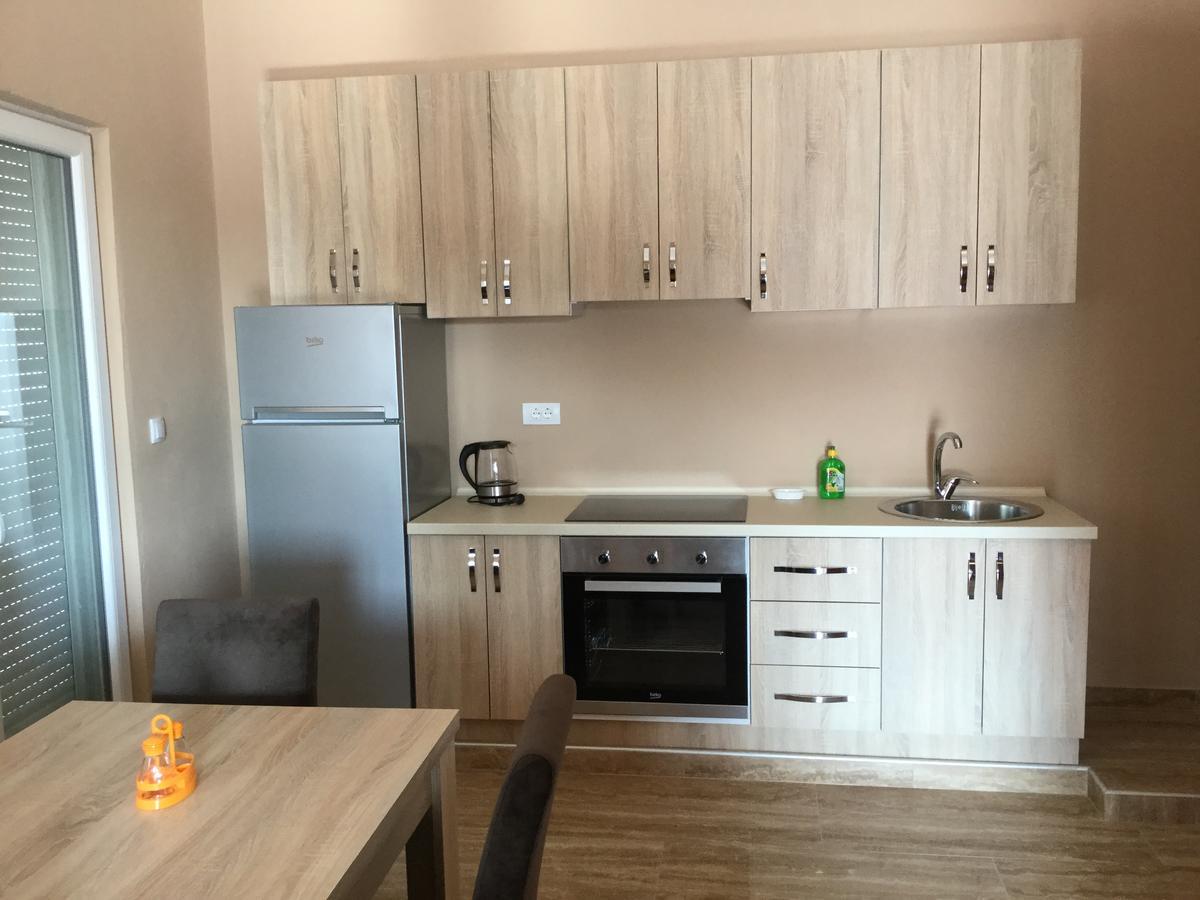 Apartments Ismy Улцин Екстериор снимка
